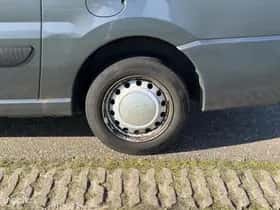 Peugeot Expert (2008) thumbnail 11