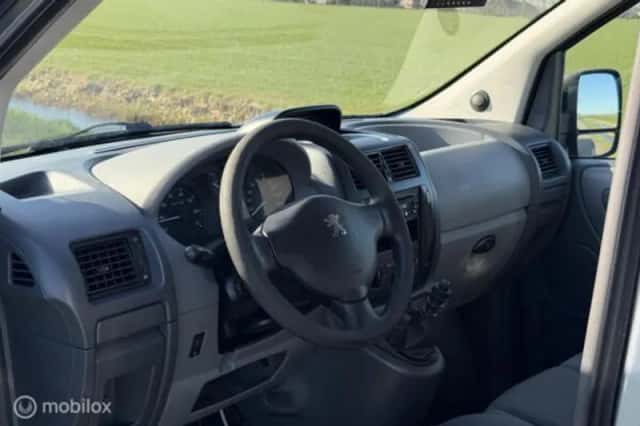 Peugeot Expert (2008) thumbnail 17