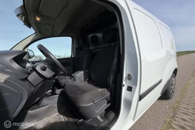 Renault Kangoo (2013) thumbnail 14