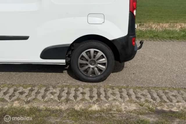 Renault Kangoo (2013) thumbnail 15