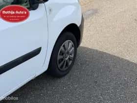 Renault Kangoo (2013) thumbnail 8