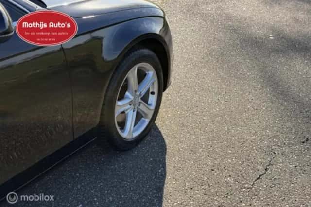 Audi A4 (2013) thumbnail 9