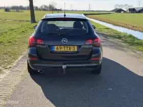 Opel Astra (2012) thumbnail 12