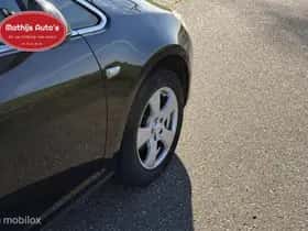 Opel Astra (2012) thumbnail 9