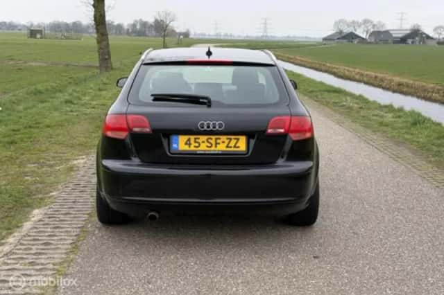 Audi A3 (2006) thumbnail 12