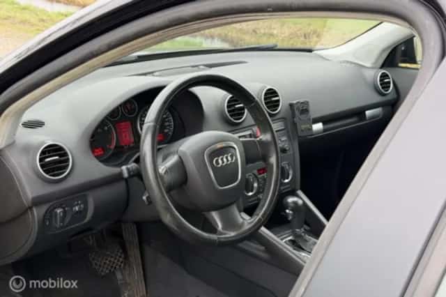 Audi A3 (2006) thumbnail 14