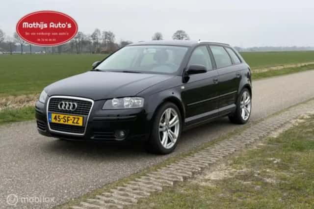 Audi A3 (2006) thumbnail 3