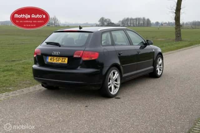 Audi A3 (2006) thumbnail 7