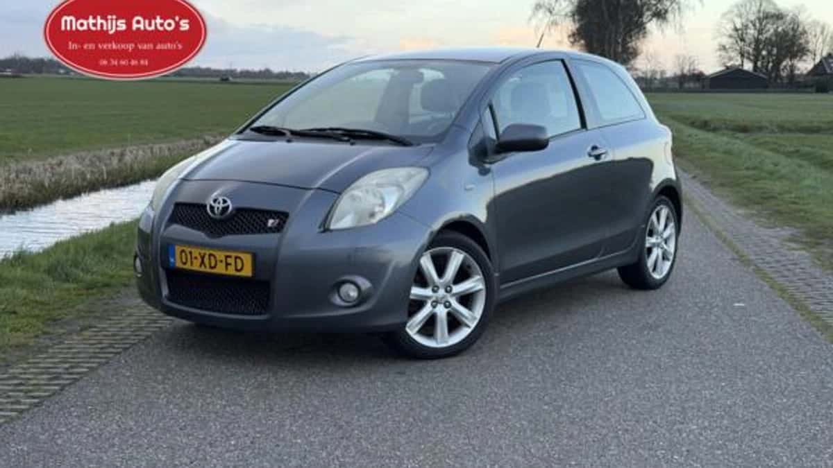 Toyota Yaris (2007) — foto 1