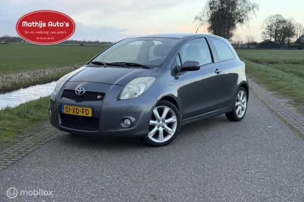 Toyota Yaris (2007) — foto 1
