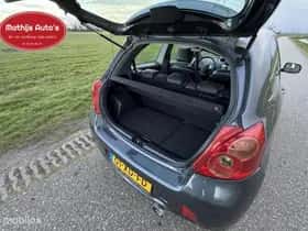 Toyota Yaris (2007) thumbnail 8