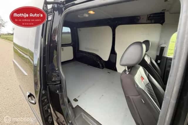 Volkswagen Caddy (2024) thumbnail 8