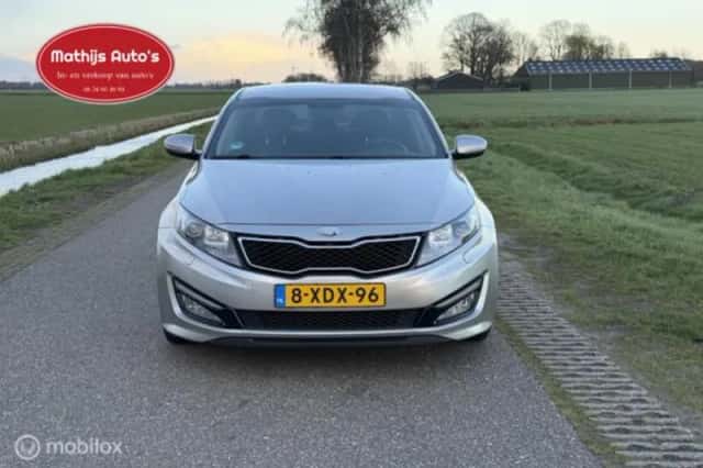 Kia Optima (2014) thumbnail 3