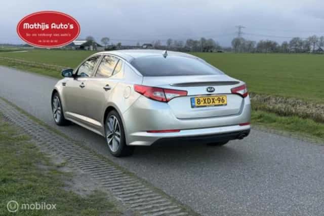 Kia Optima (2014) thumbnail 8