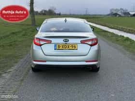 Kia Optima (2014) thumbnail 9