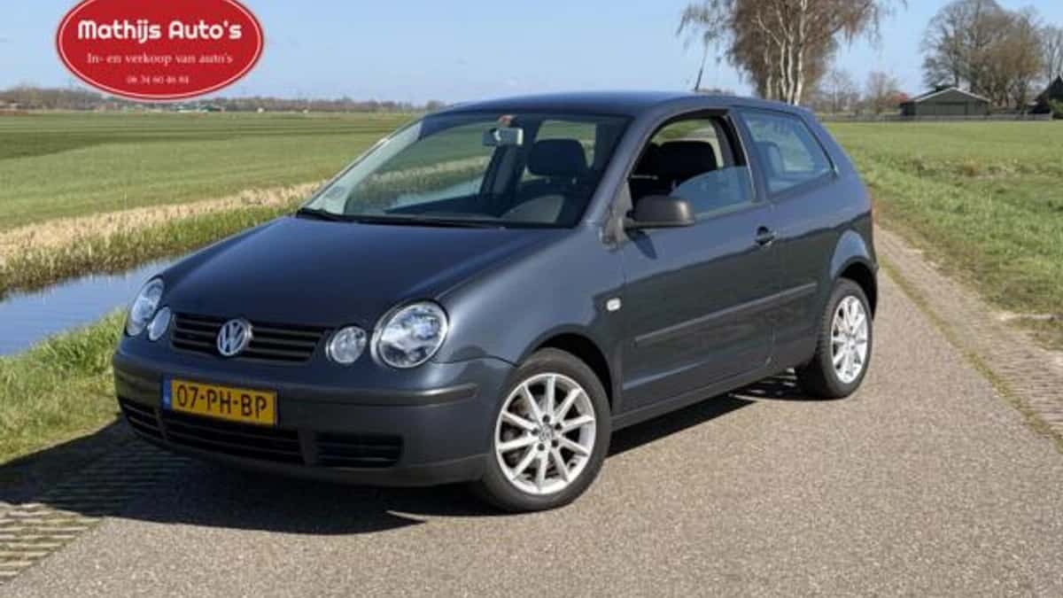 Volkswagen Polo (2004) — foto 1
