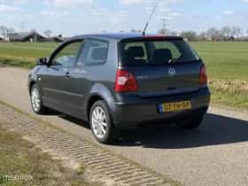 Volkswagen Polo (2004) thumbnail 12