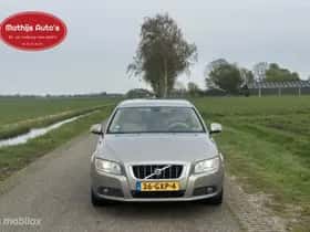 Volvo V70 (2008) thumbnail 2