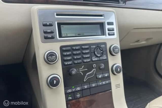 Volvo V70 (2008) thumbnail 19