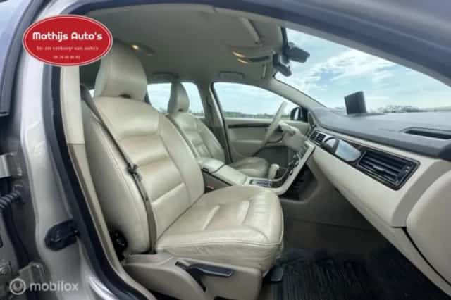 Volvo V70 (2008) thumbnail 4