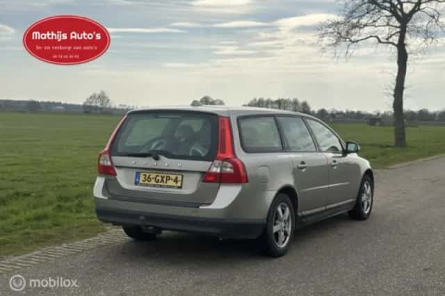Volvo V70 (2008) thumbnail 8