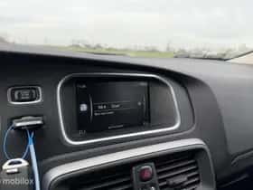 Volvo V40 (2018) thumbnail 18