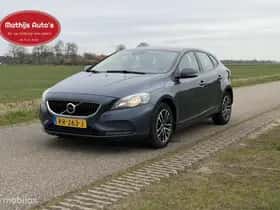 Volvo V40 (2018) thumbnail 3