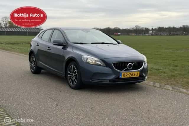 Volvo V40 (2018) thumbnail 6