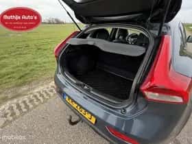 Volvo V40 (2018) thumbnail 8