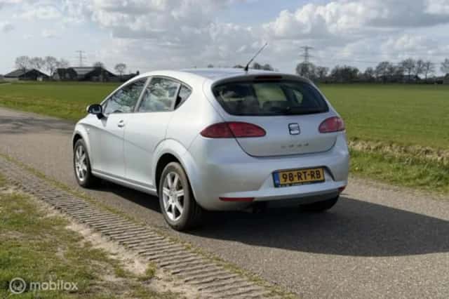 SEAT Leon (2005) thumbnail 12