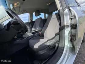 SEAT Leon (2005) thumbnail 15