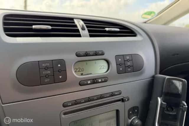 SEAT Leon (2005) thumbnail 22