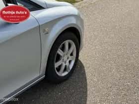 SEAT Leon (2005) thumbnail 5
