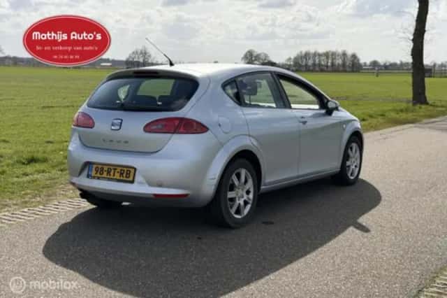 SEAT Leon (2005) thumbnail 8