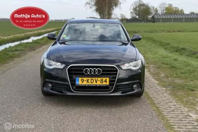 Audi A6 (2013) thumbnail 2