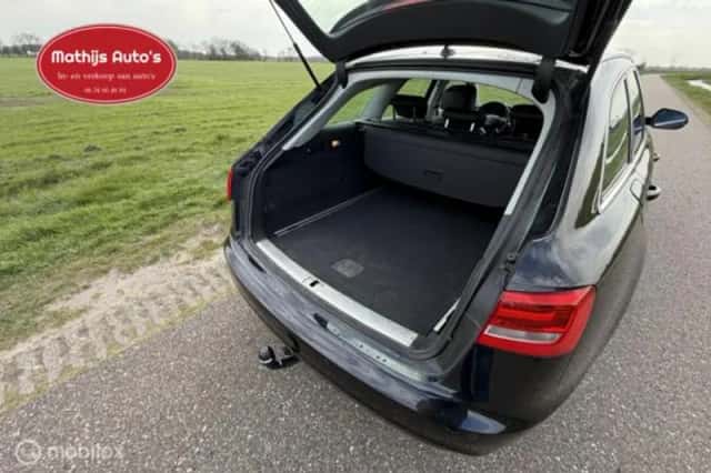Audi A6 (2013) thumbnail 8