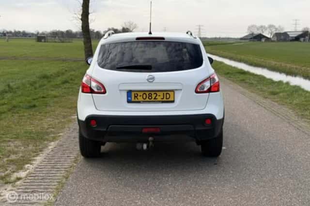 Nissan Qashqai (2023) thumbnail 12