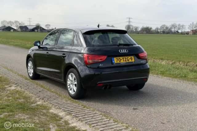 Audi A1 (2012) thumbnail 11