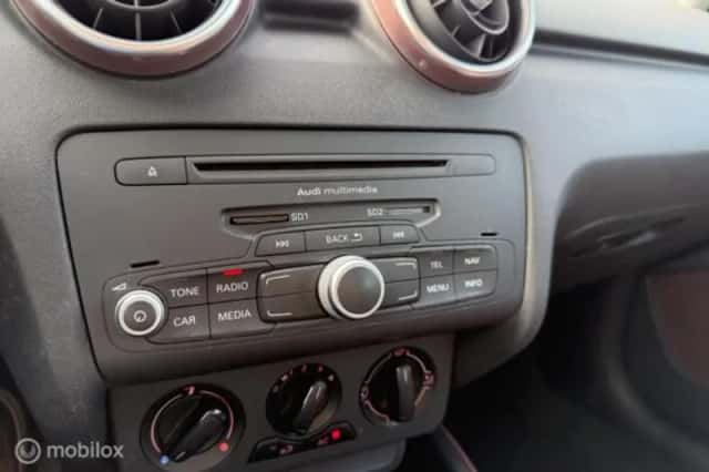 Audi A1 (2012) thumbnail 19