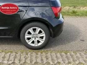 Audi A1 (2012) thumbnail 10