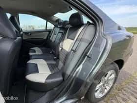 Volvo S60 (2008) thumbnail 16