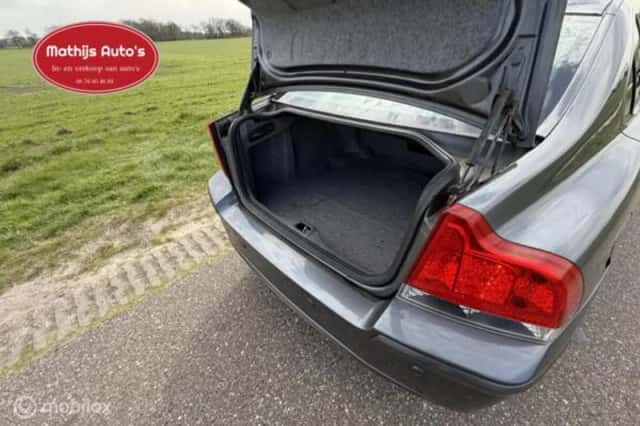 Volvo S60 (2008) thumbnail 8