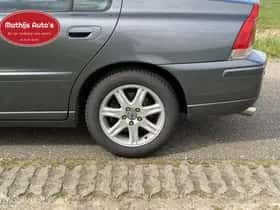 Volvo S60 (2008) thumbnail 10
