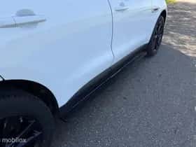 Jaguar F-Pace (2016) thumbnail 13