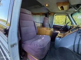 Chevrolet USA (1990) thumbnail 12
