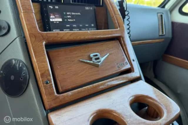 Chevrolet USA (1990) thumbnail 25