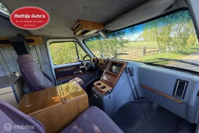 Chevrolet USA (1990) thumbnail 10