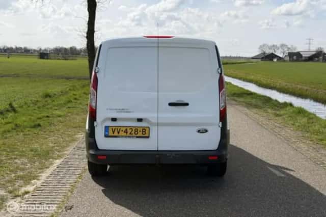 Ford Transit (2016) thumbnail 13