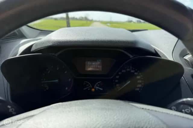 Ford Transit (2016) thumbnail 19