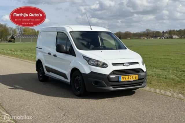 Ford Transit (2016) thumbnail 3